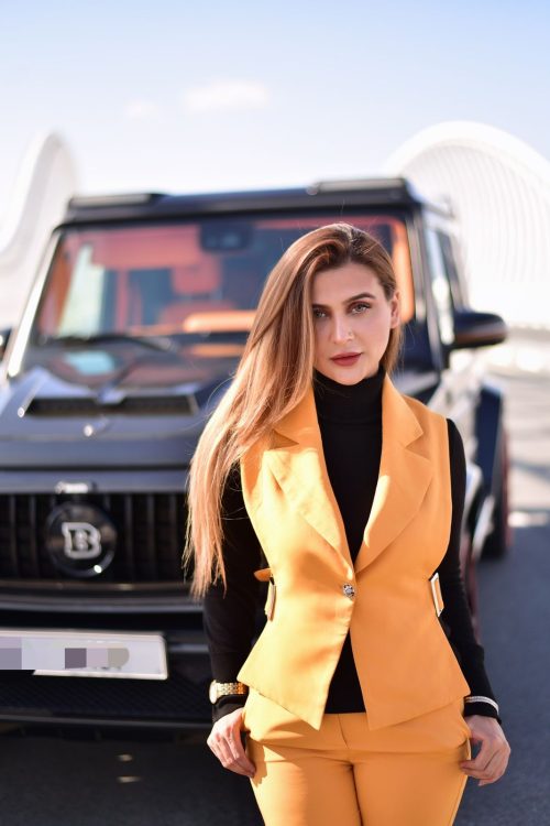 VIP Karachi Escort Model