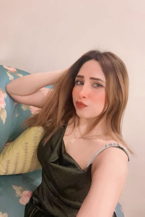 Couple Escort Model in Karachi