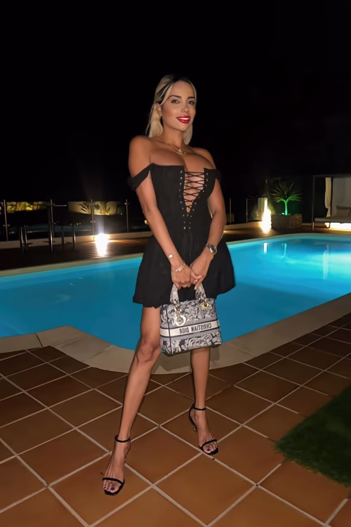 Celebrity A-level Escort in Karachi