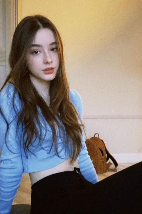Beautiful Karachi Escort Female